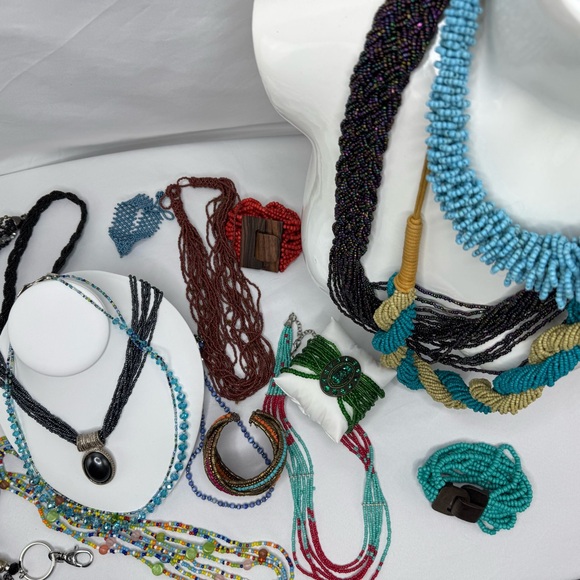 Massive Lot Bundle Multicolor Seedbead Beaded Necklace and Bracelet Collection - Picture 4 of 15